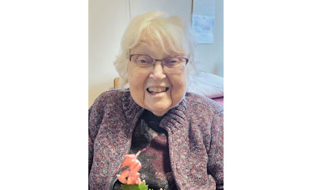 Long-time Lucknow business owner, Bev Thompson, dies at the age of 86