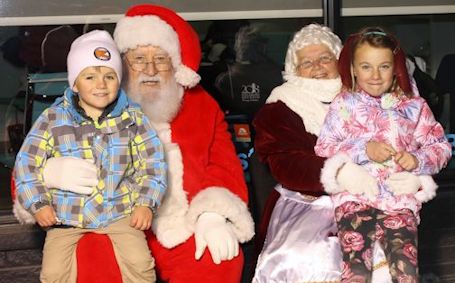 Cold, windy night for Hometown Christmas in downtown Kincardine