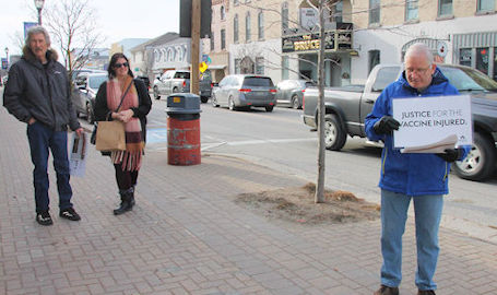 ​Soap Box Speech draws handful of people in downtown Kincardine