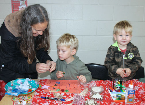 ​Kincardine Christmas Market draws almost 1,500 people