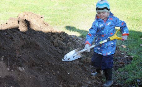 PRWIN, volunteers plant Rain Garden in Ripley
