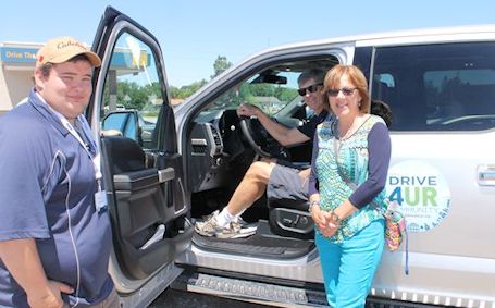 Montgomery Ford test drives, barbecue raise $1,500 for Big Brothers, Big Sisters