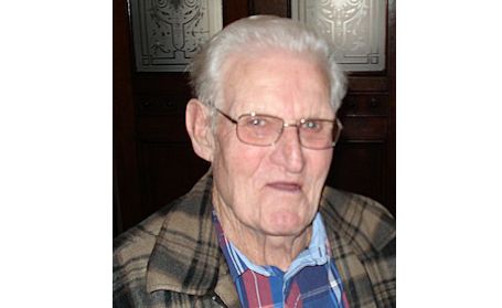 J.S. Robb dies at the age of 86