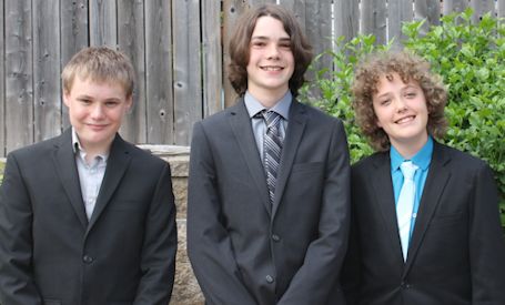 Ecole Elgin Market celebrates first Grade 8 graduating class