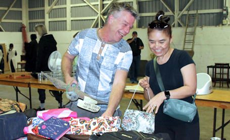 The Kincardine Record | Crowd scoops up treasures at annual Tiverton