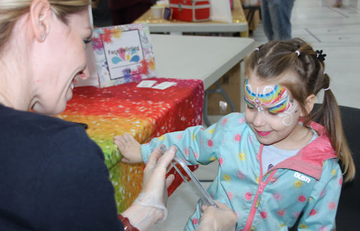 ​Crowd enjoys Spring Market and Eid Bazaar in Kincardine