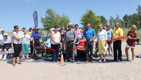 Mobi-mats officially rolled out with ribbon-cutting at Station Beach
