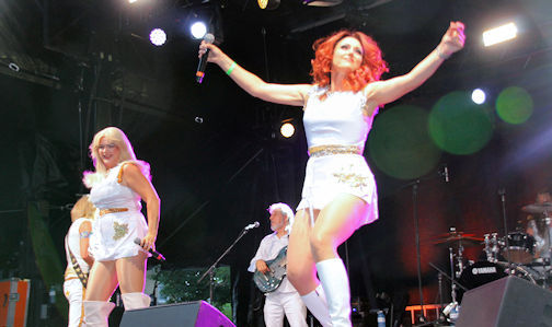 ABBAMANIA draws massive crowd to Kincardine Scottish Festival, Friday night