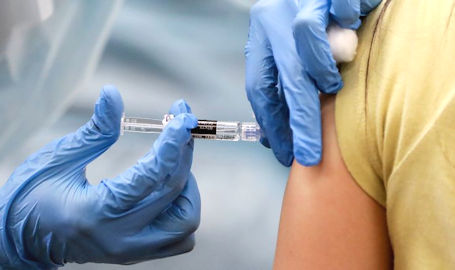 ​Public health urges residents to get latest COVID-19 and flu vaccines