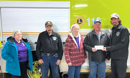 Tiverton Firefighters Association donates to Tiverton Lions splash pad project
