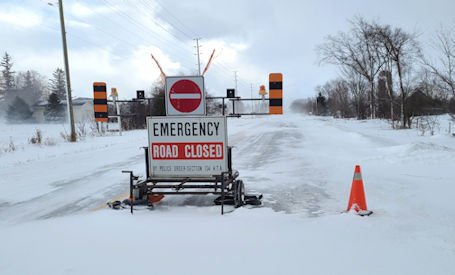 Roads, schools closed as Kincardine area slammed with blizzard Thursday