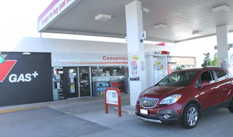 Good Samaritan purchases gas, gift cards at Canadian Tire gas bar