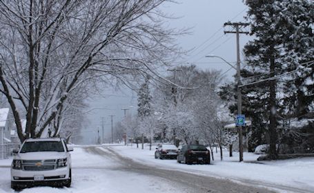 Blast of snow reminds Kincardine area that winter is still here