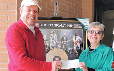 Art/Easel program a great success, raising $7,000 for Kincardine hospital auxiliary