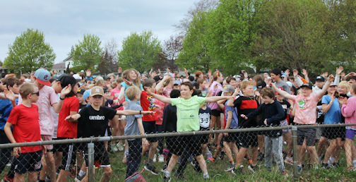 About 550 students join in Team Unbreakable Run in Kincardine