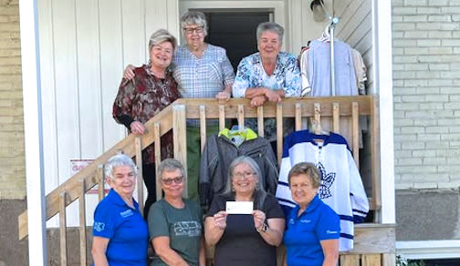 ​Clothes Hamper donates $15,000 to Kincardine Hospital